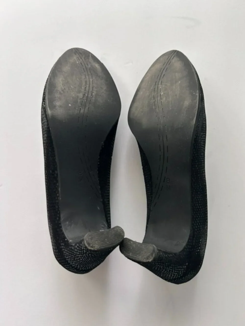 Vaneli Women's Dune Black Suede Heeled Shoes, Size 8M